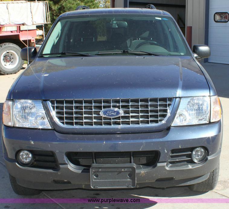 image for item 6230 2003 Ford Explorer XLT