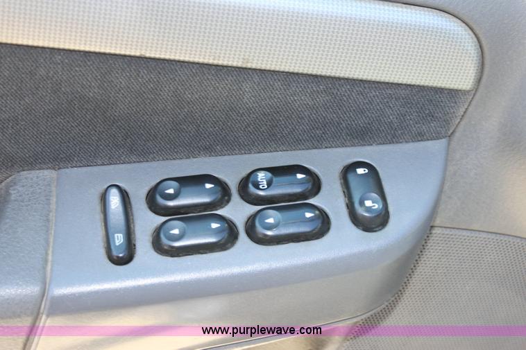 image for item 6230 2003 Ford Explorer XLT