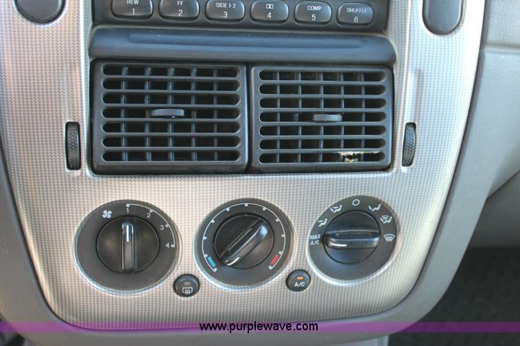 image for item 6230 2003 Ford Explorer XLT