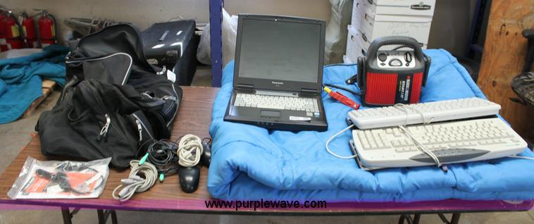 image for item 6252 Assorted electronics