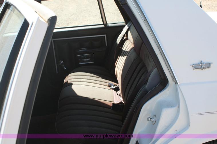 image for item 6330 1989 Chevrolet Caprice