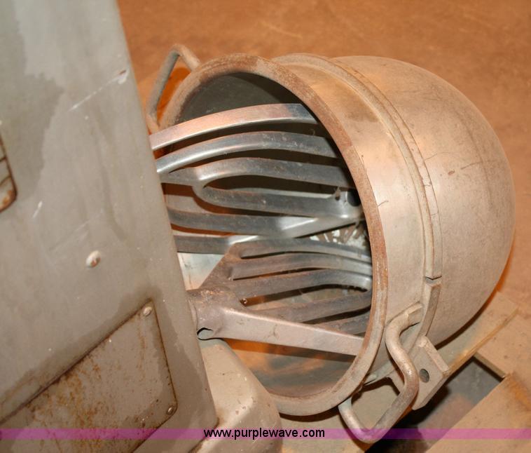 image for item 6346 Hobart commercial mixer