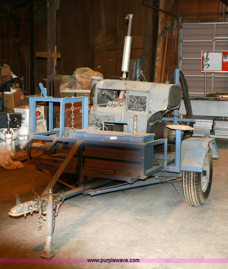 image for item 6357 Lincoln SA-200 DC arc welder