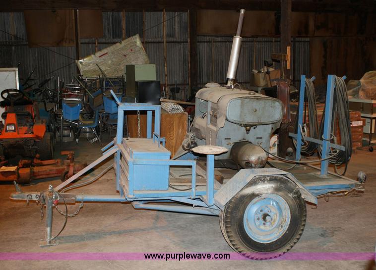 image for item 6357 Lincoln SA-200 DC arc welder