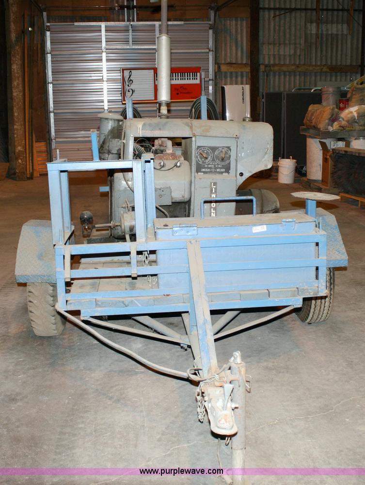 image for item 6357 Lincoln SA-200 DC arc welder