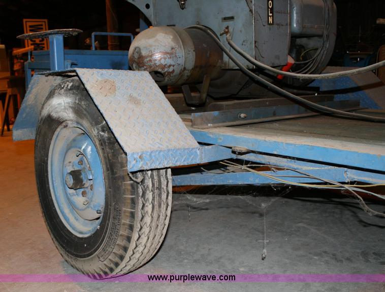 image for item 6357 Lincoln SA-200 DC arc welder