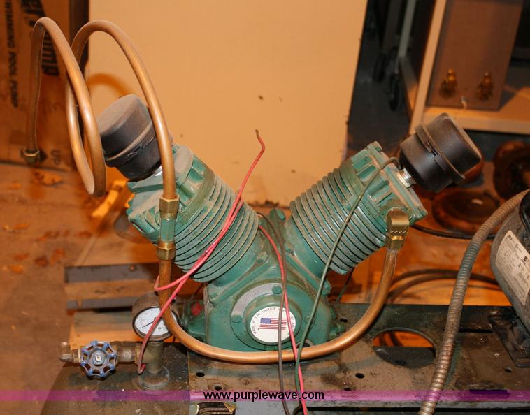 image for item 6361 Buckeye air compressor