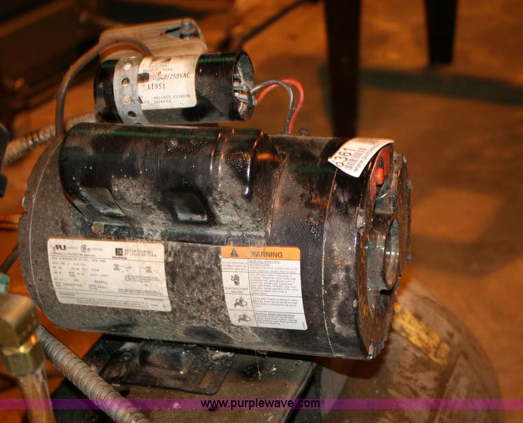 image for item 6361 Buckeye air compressor