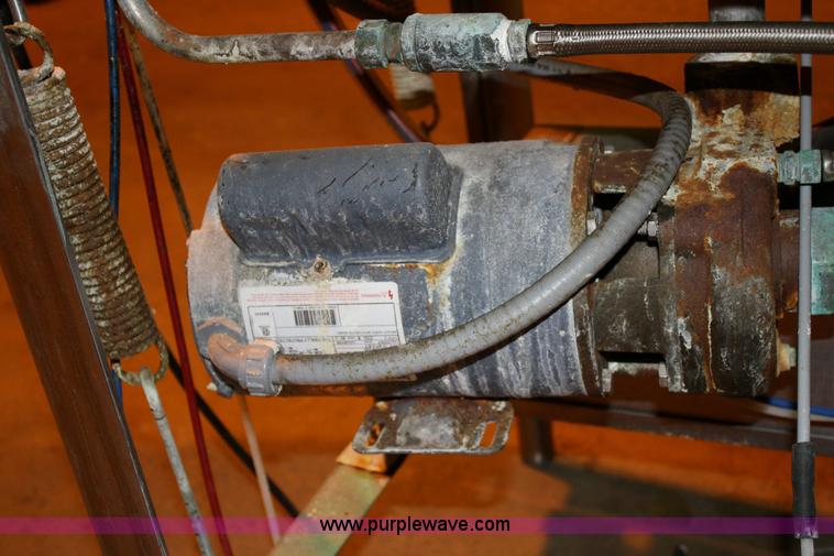 image for item 6362 Flow through dishwasher