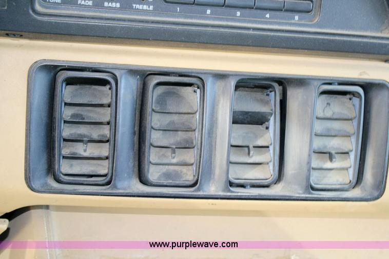 image for item 6366 1989 Dodge Ram Wagon B350