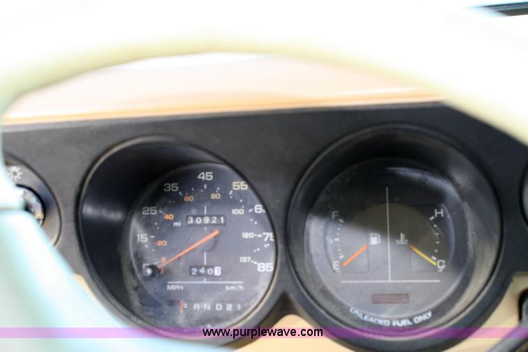 image for item 6366 1989 Dodge Ram Wagon B350