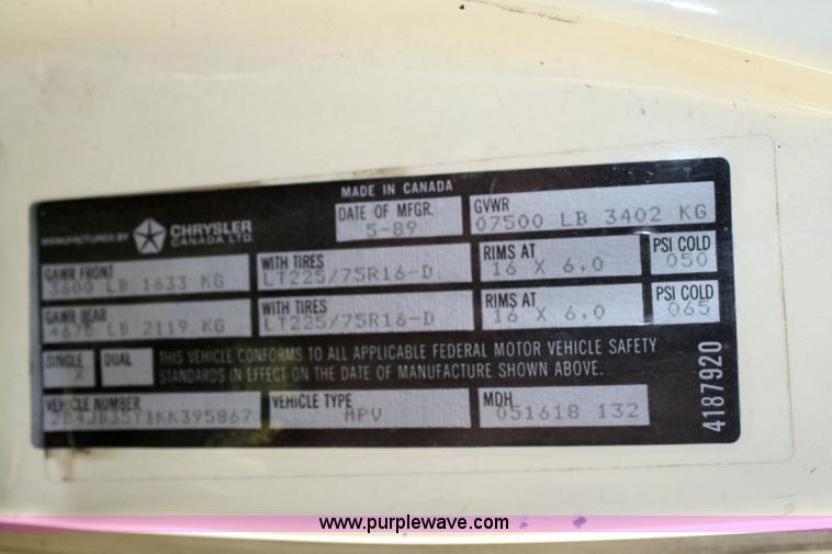 image for item 6366 1989 Dodge Ram Wagon B350