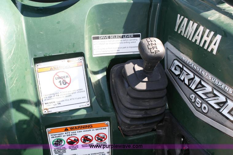 image for item 6400 2007 Yamaha Grizzly 450 4x4 ATV