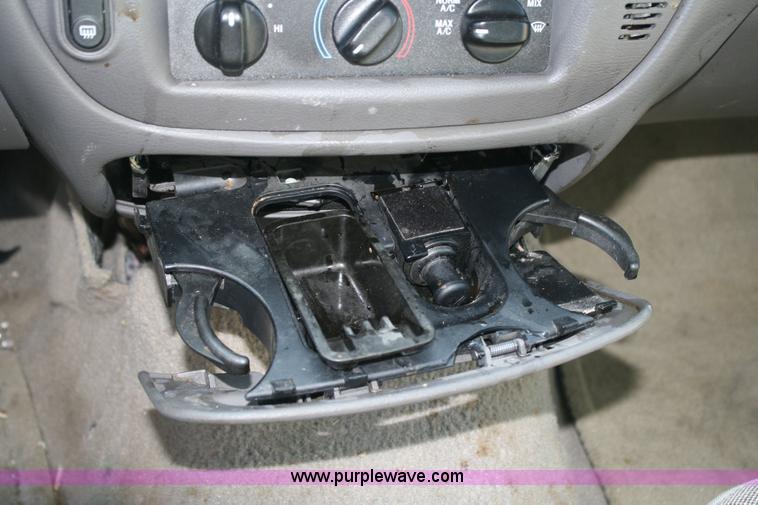 image for item 6402 2006 Ford Crown Victoria Police Interceptor