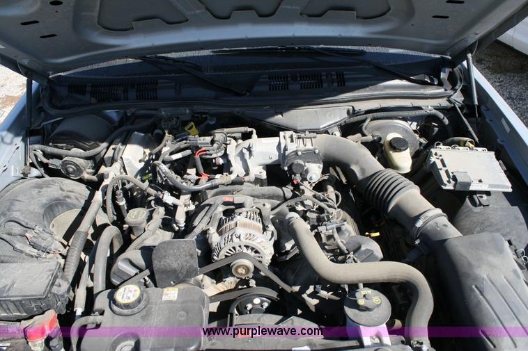 image for item 6402 2006 Ford Crown Victoria Police Interceptor