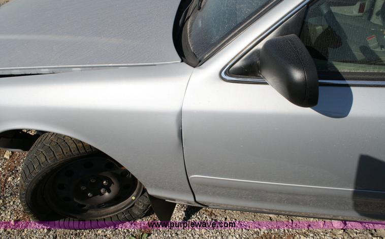 image for item 6402 2006 Ford Crown Victoria Police Interceptor