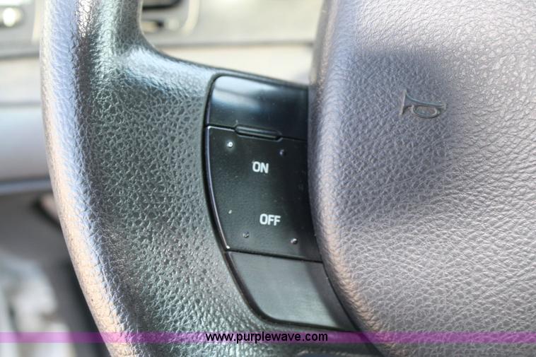 image for item 6403 2006 Ford Crown Victoria Police Interceptor