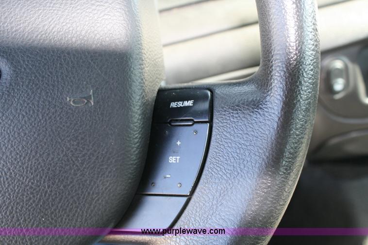 image for item 6403 2006 Ford Crown Victoria Police Interceptor
