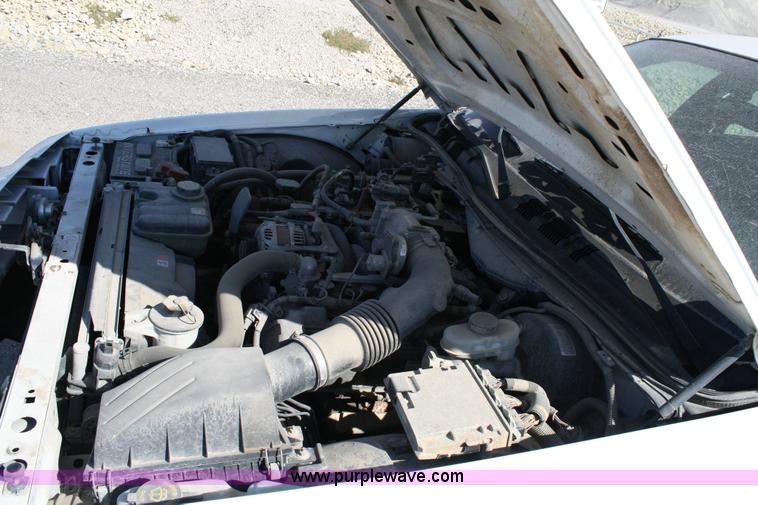 image for item 6404 2006 Ford Crown Victoria Police Interceptor