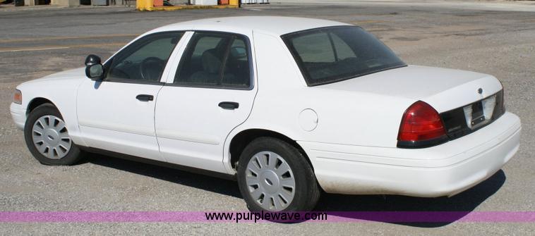 image for item 6405 2006 Ford Crown Victoria Police Interceptor