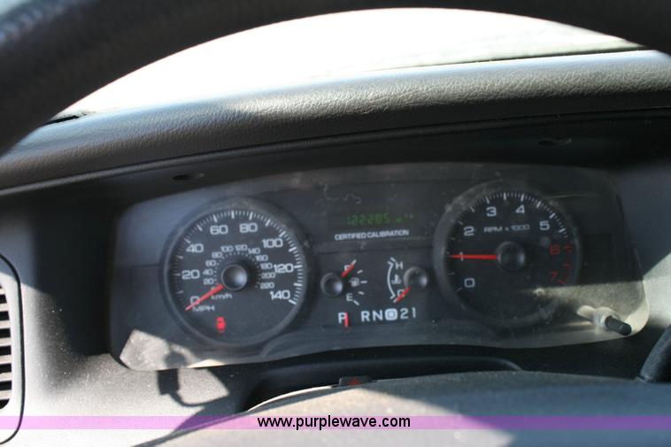 image for item 6405 2006 Ford Crown Victoria Police Interceptor