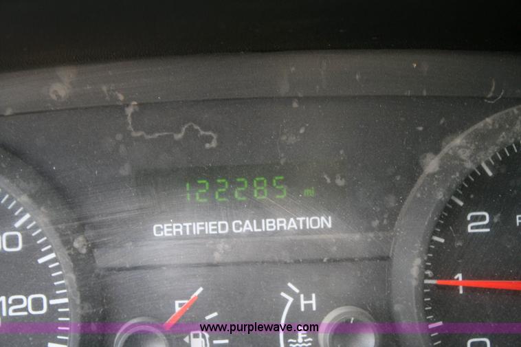 image for item 6405 2006 Ford Crown Victoria Police Interceptor