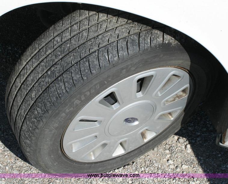 image for item 6405 2006 Ford Crown Victoria Police Interceptor