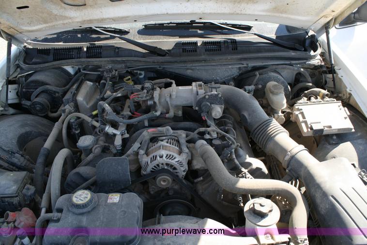 image for item 6405 2006 Ford Crown Victoria Police Interceptor