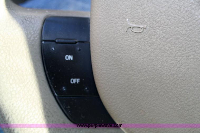 image for item 6406 2006 Ford Crown Victoria Police Interceptor