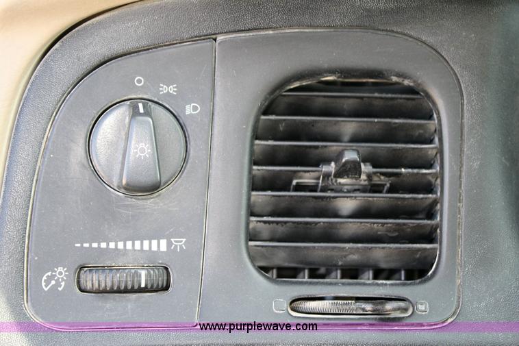 image for item 6406 2006 Ford Crown Victoria Police Interceptor