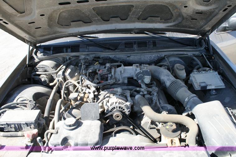 image for item 6406 2006 Ford Crown Victoria Police Interceptor