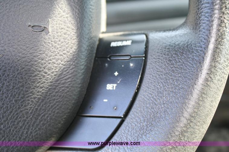 image for item 6408 2006 Ford Crown Victoria Police Interceptor