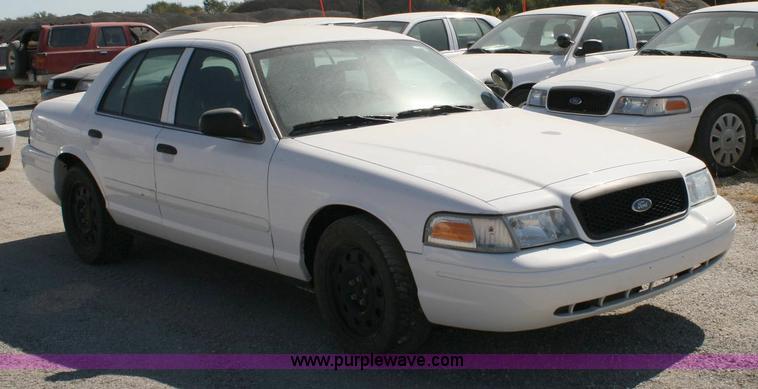image for item 6409 2006 Ford Crown Victoria Police Interceptor