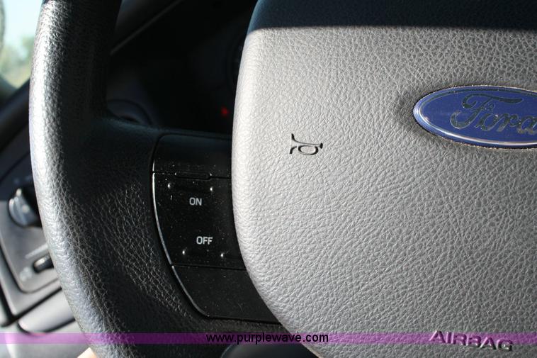 image for item 6409 2006 Ford Crown Victoria Police Interceptor