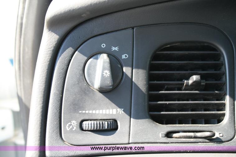 image for item 6409 2006 Ford Crown Victoria Police Interceptor