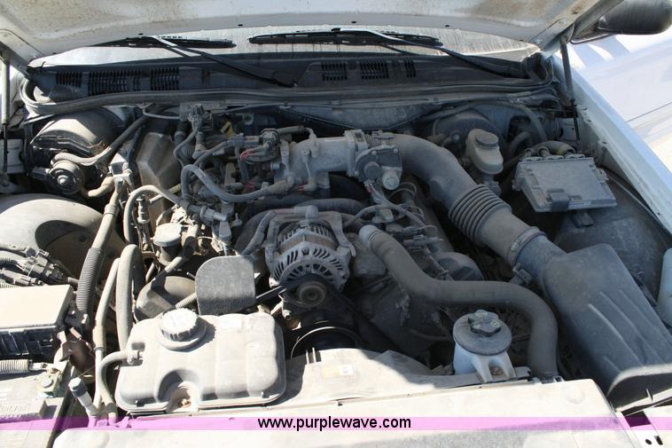 image for item 6412 2006 Ford Crown Victoria Police Interceptor