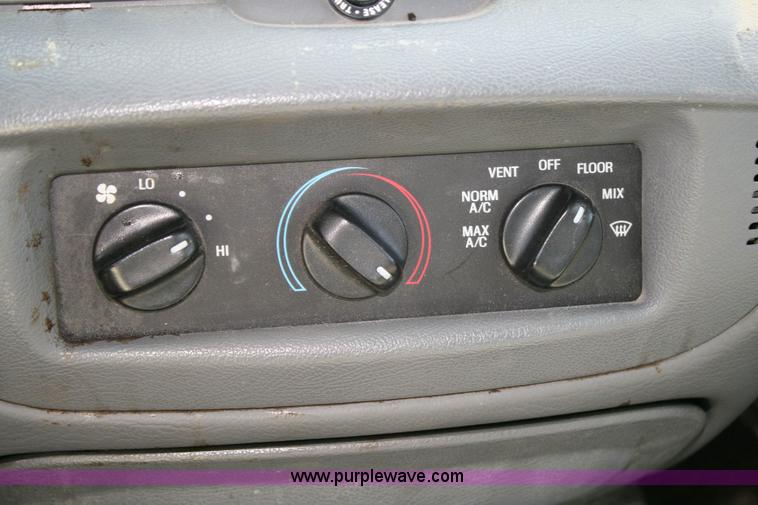 image for item 6416 2003 Ford Crown Victoria Police Interceptor