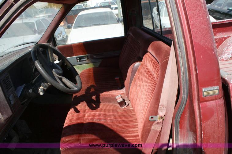 image for item 6418 1990 Chevrolet C1500