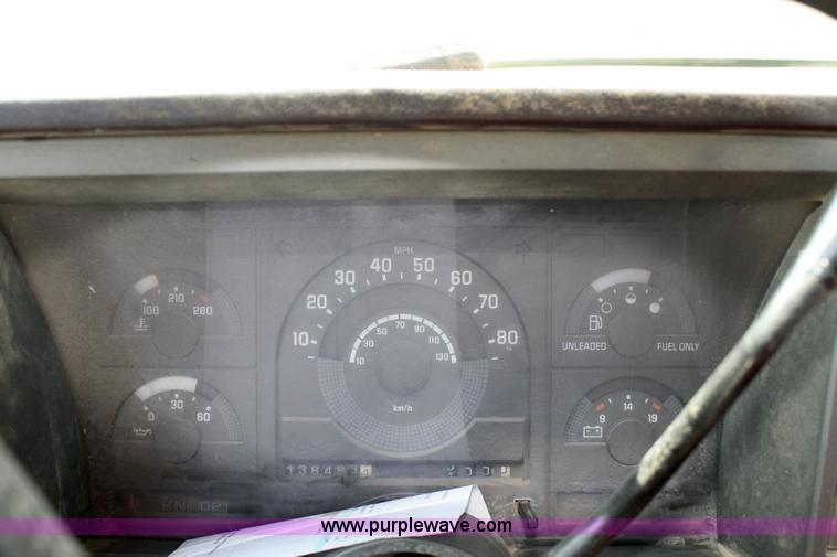 image for item 6418 1990 Chevrolet C1500