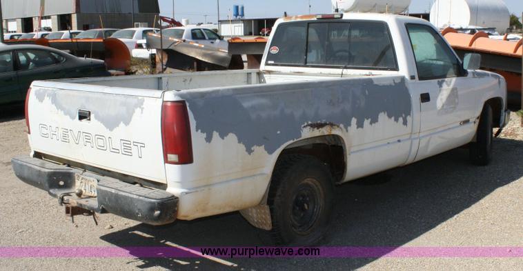 image for item 6420 1994 Chevrolet C1500 Cheyenne