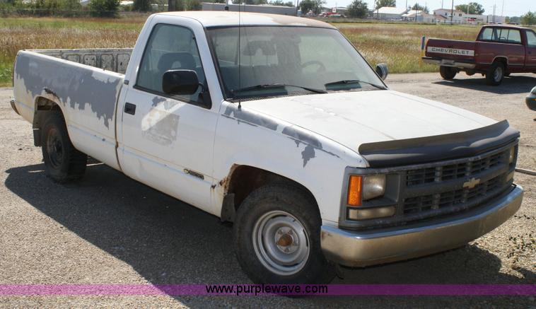 image for item 6420 1994 Chevrolet C1500 Cheyenne