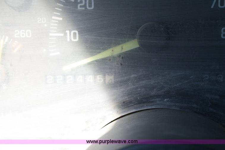 image for item 6420 1994 Chevrolet C1500 Cheyenne