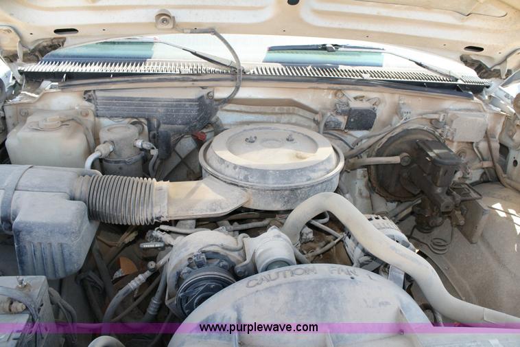 image for item 6420 1994 Chevrolet C1500 Cheyenne