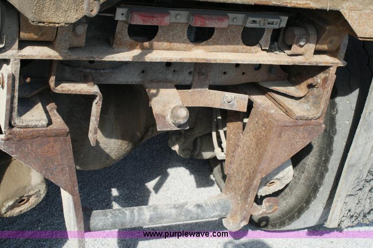 image for item 6423 1996 Ford LNT8000F tandem axle dump truck