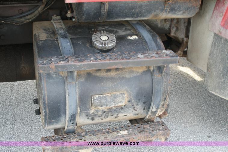 image for item 6423 1996 Ford LNT8000F tandem axle dump truck