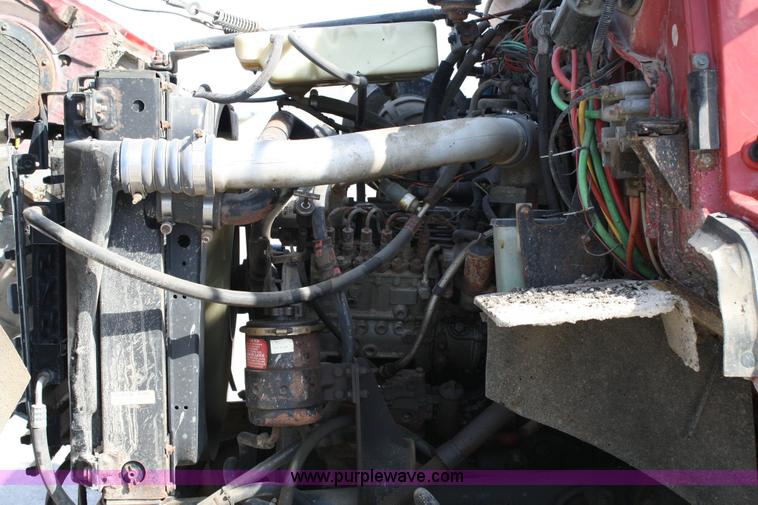 image for item 6423 1996 Ford LNT8000F tandem axle dump truck