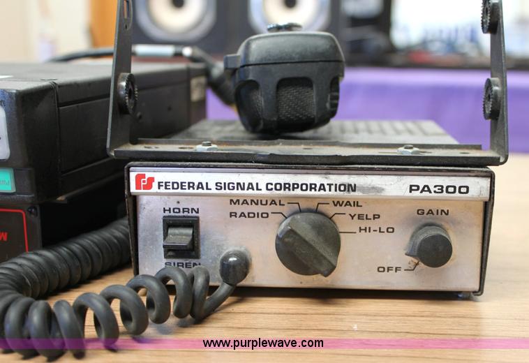 image for item 6559 Assorted electronics