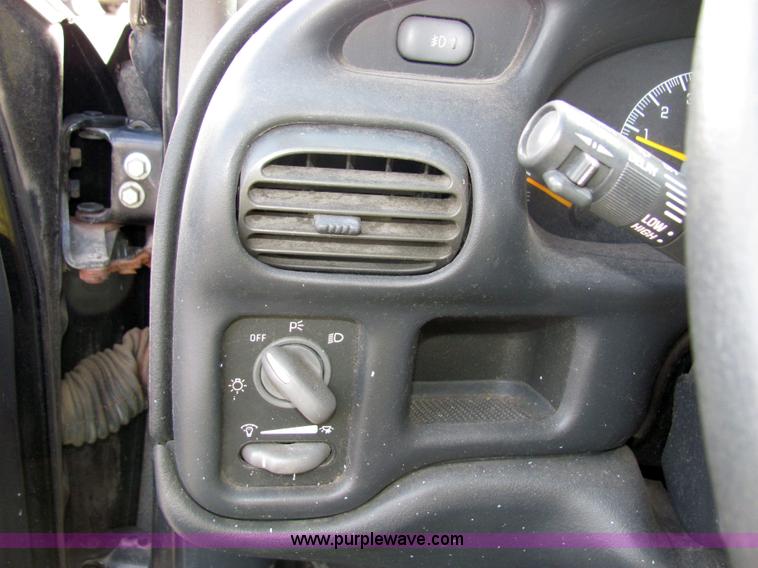 image for item 2232 1999 Pontiac Grand Prix GT