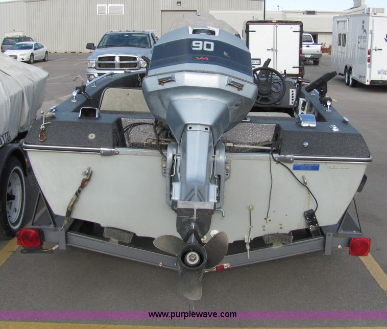 image for item 2233 1986 Speedliner 16' boat with trailer