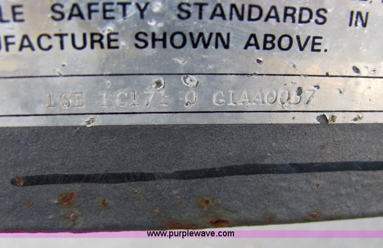 image for item 2233 1986 Speedliner 16' boat with trailer